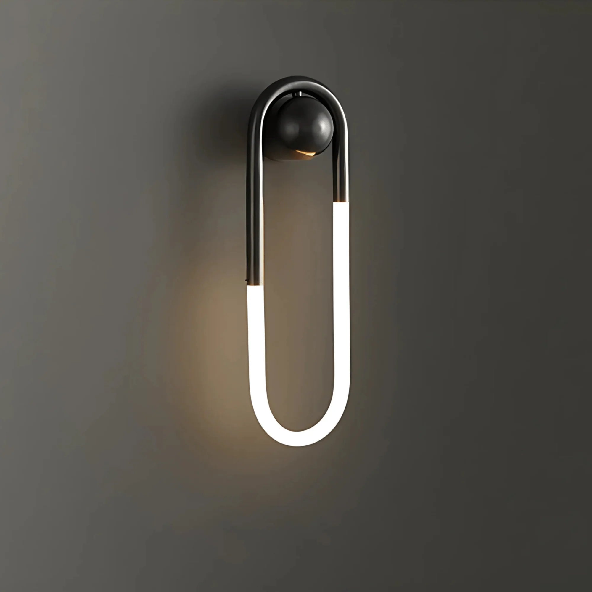 Calm wall light