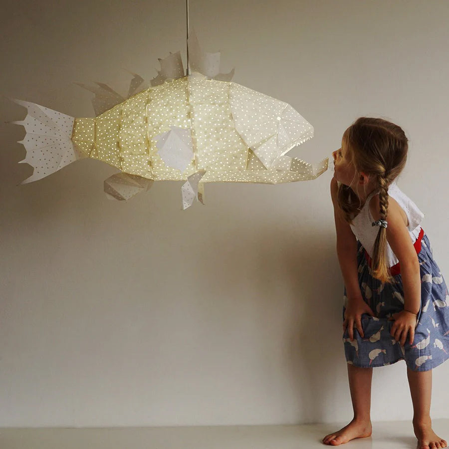 Pendant fish light