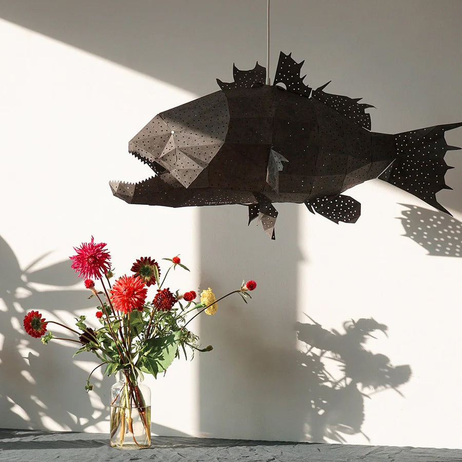 Pendant fish light