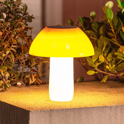 MUSHROOM-SHAPED GARDEN LIGHT