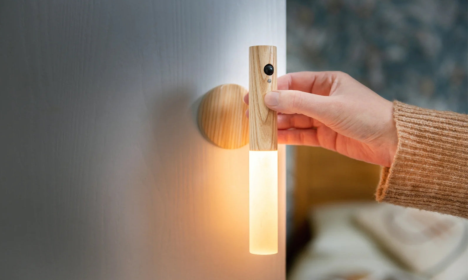 MAGICAL TORCH Wall Lamp