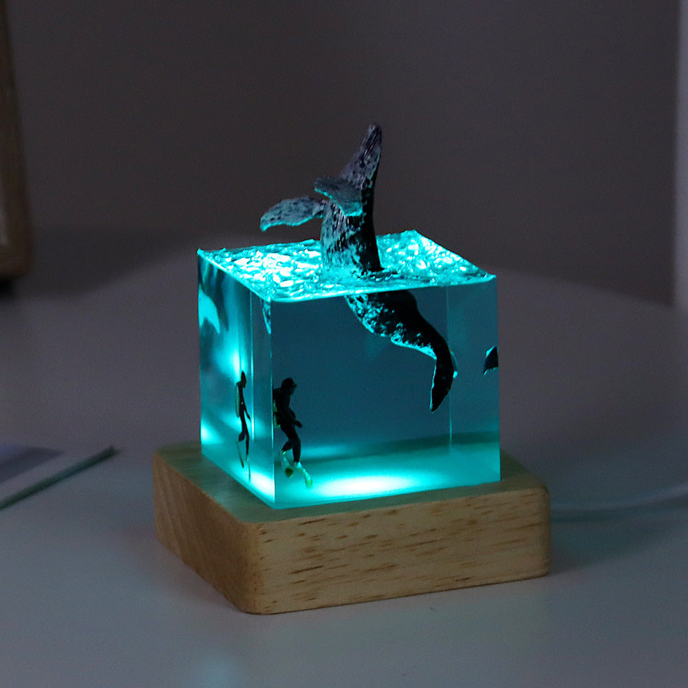 OCEAN WONDER Table Lamp