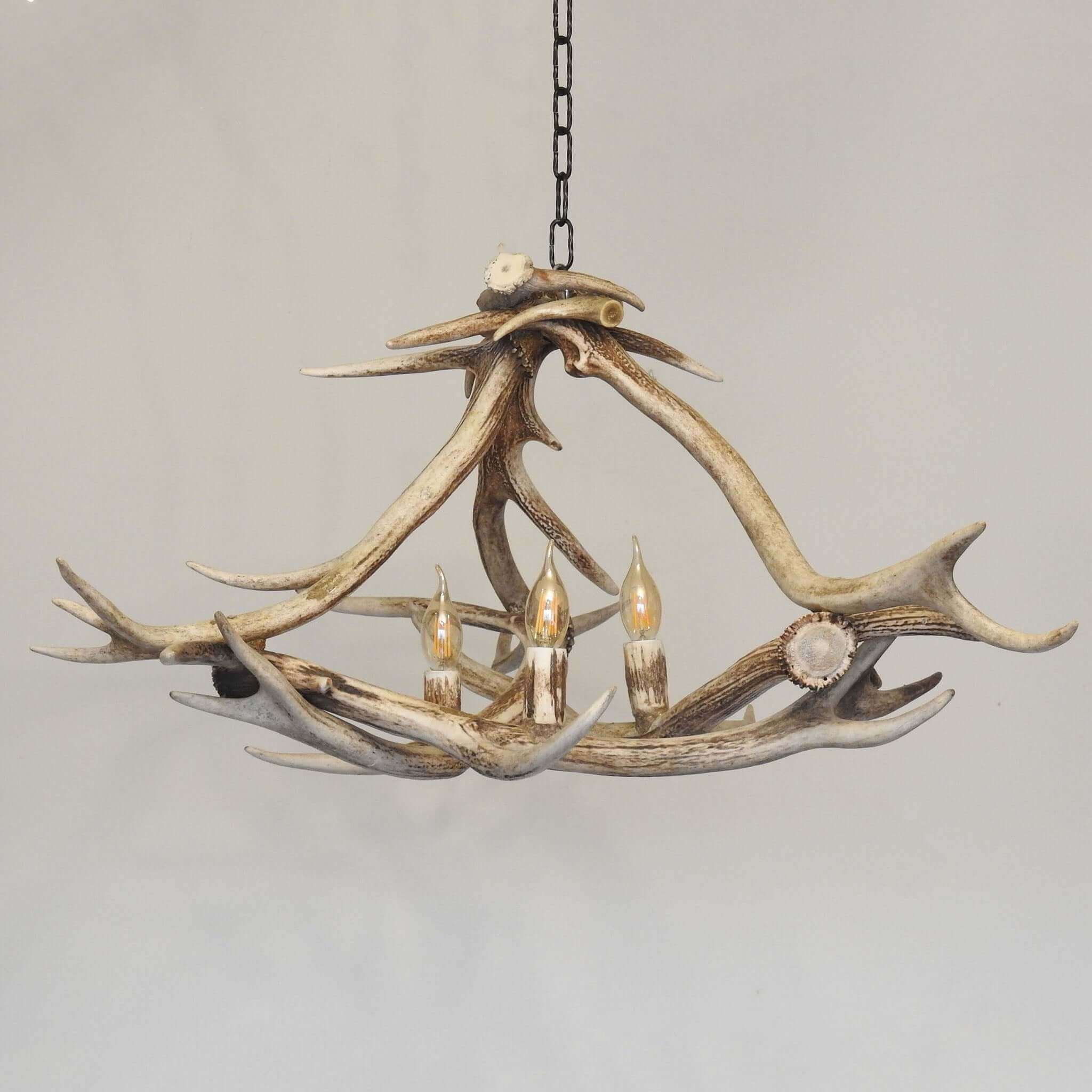 WHITE TRIANGLE ANTLER Chandelier