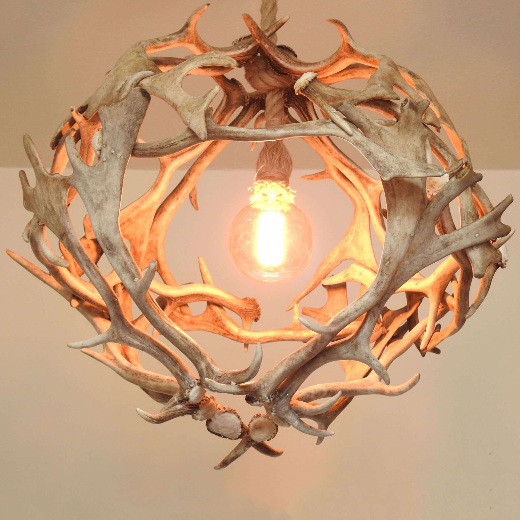 WHITE BALL ANTLER Chandelier