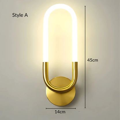 Calm wall light