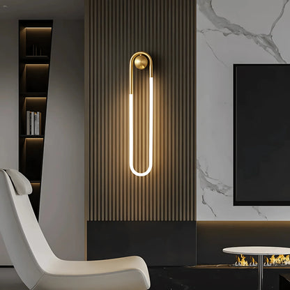 Calm wall light