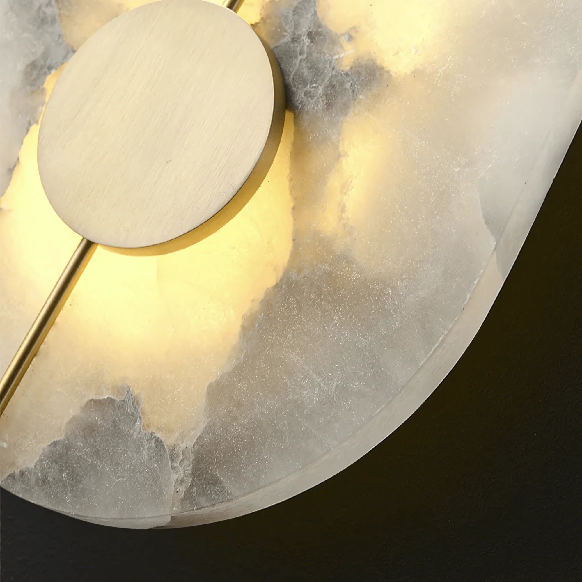 Omega wall light
